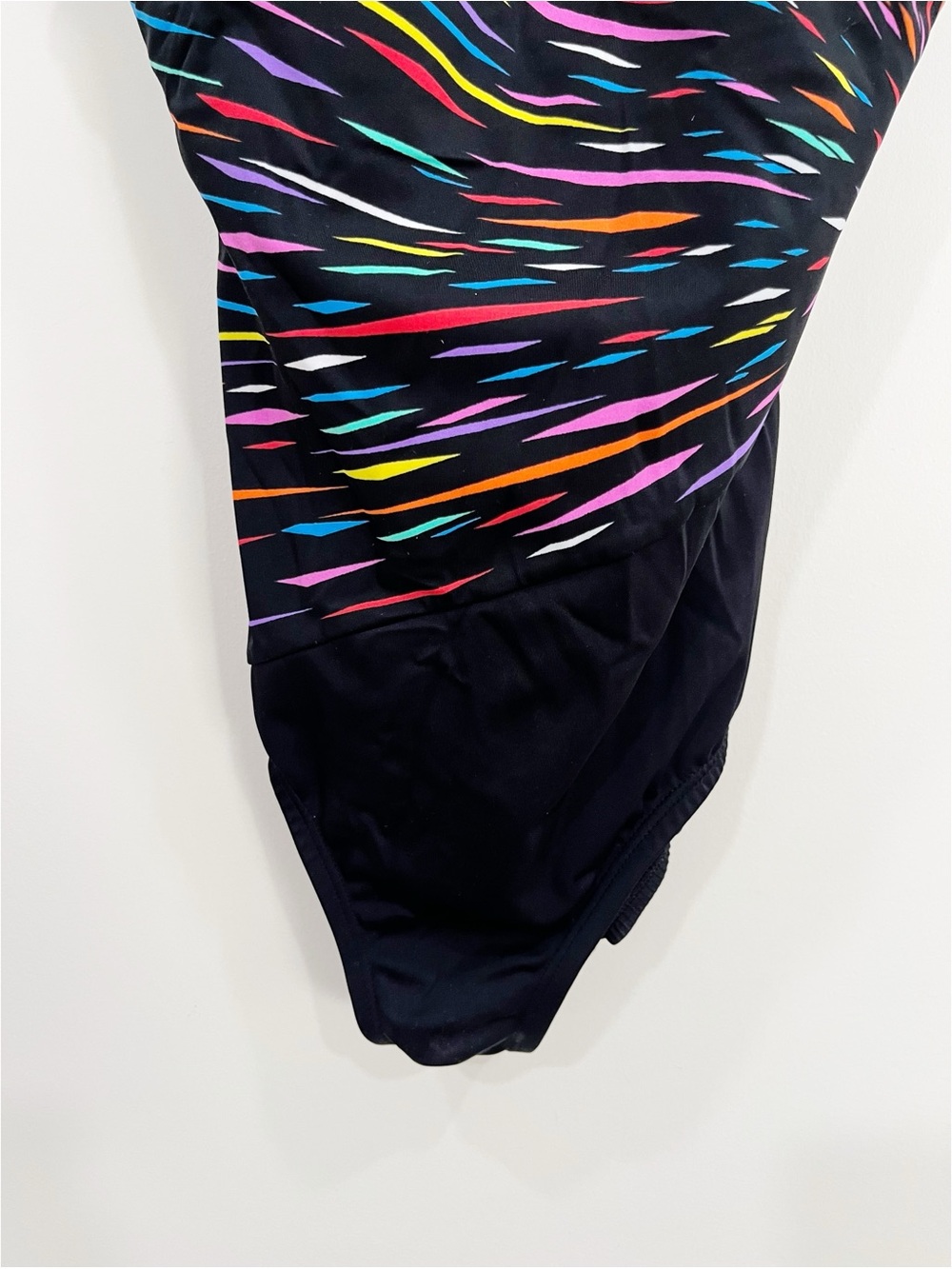 Reebok One Piece Swimsuit Size 8 Black Multicolor Ruched Tummy Control Swimwear - Picture 9 of 11